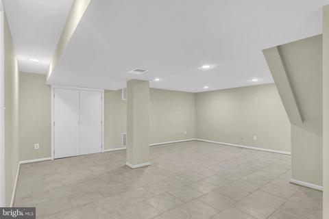5304 Oldcastle Ln, Springfield, VA 22151 photo 54