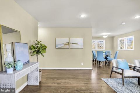 5304 Oldcastle Ln, Springfield, VA 22151 photo 5