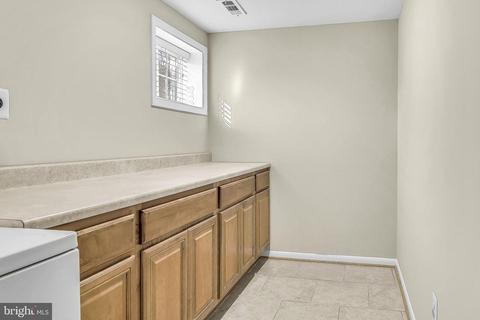 5304 Oldcastle Ln, Springfield, VA 22151 photo 37