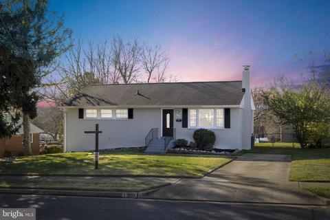 5304 Oldcastle Ln, Springfield, VA 22151 photo 2