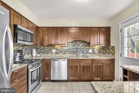 5304 Oldcastle Ln, Springfield, VA 22151 photo 11