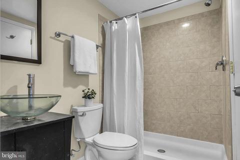 5304 Oldcastle Ln, Springfield, VA 22151 photo 31