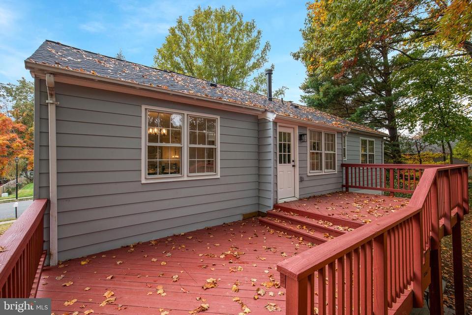  10814 Rippon Lodge Dr, Fairfax, VA 22032 photo 42
