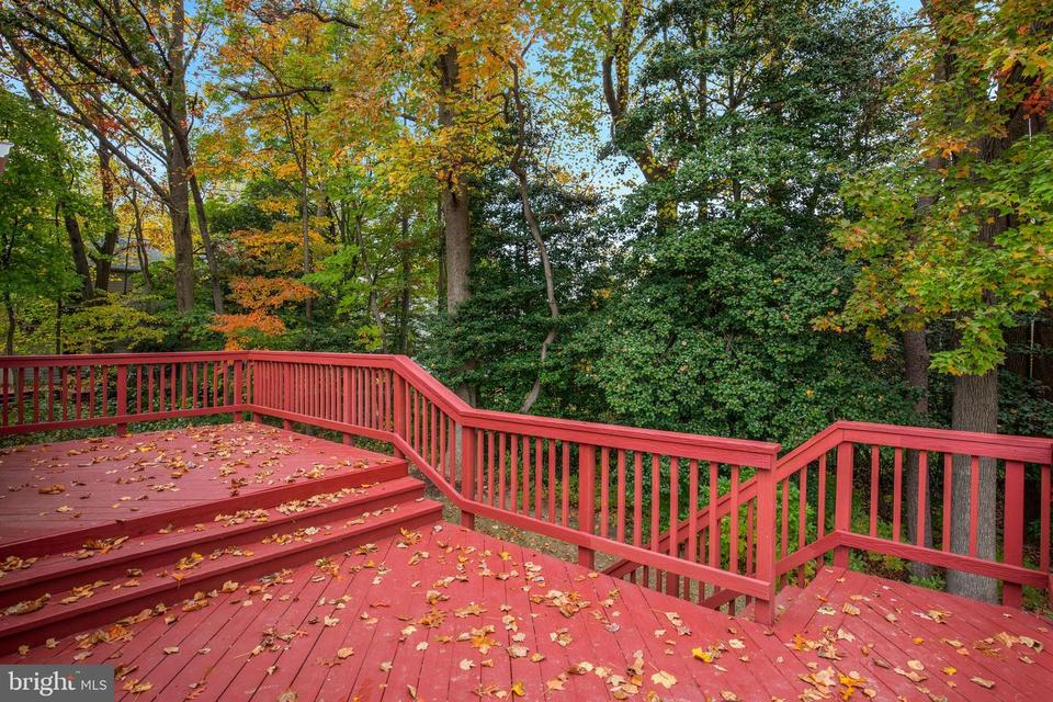  10814 Rippon Lodge Dr, Fairfax, VA 22032 photo 40