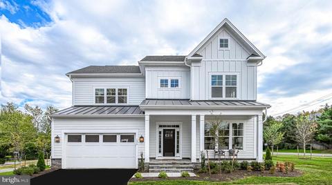 7138 Taylor Rd, Falls Church, VA 22043