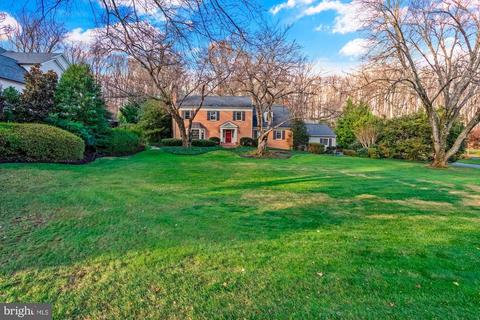 8400 Sparger St, Mclean, VA 22102 photo 2