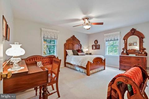 8400 Sparger St, Mclean, VA 22102 photo 18