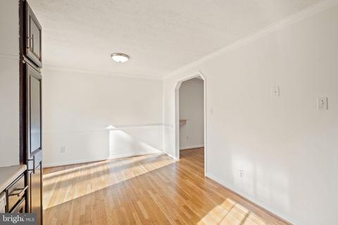 8451 Gold Sky Ct, Springfield, VA 22153 photo 11