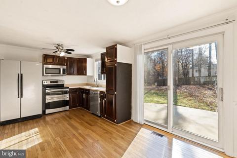 8451 Gold Sky Ct, Springfield, VA 22153 photo 13