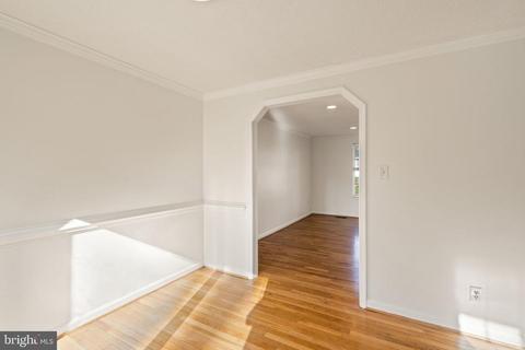 8451 Gold Sky Ct, Springfield, VA 22153 photo 15