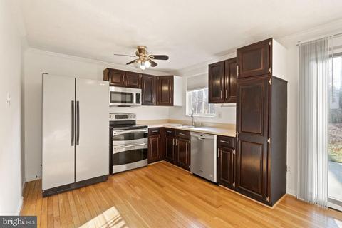 8451 Gold Sky Ct, Springfield, VA 22153 photo 8