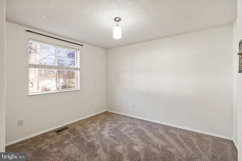 8451 Gold Sky Ct, Springfield, VA 22153 photo 24