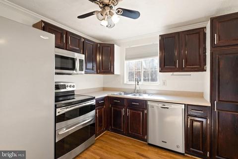8451 Gold Sky Ct, Springfield, VA 22153 photo 9