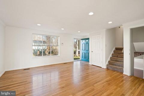 8451 Gold Sky Ct, Springfield, VA 22153 photo 6