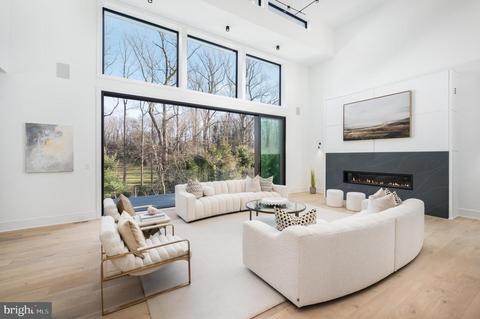 1059 Rector Ln, Mclean, VA 22102 photo 9
