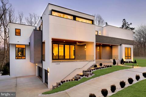 1059 Rector Ln, Mclean, VA 22102