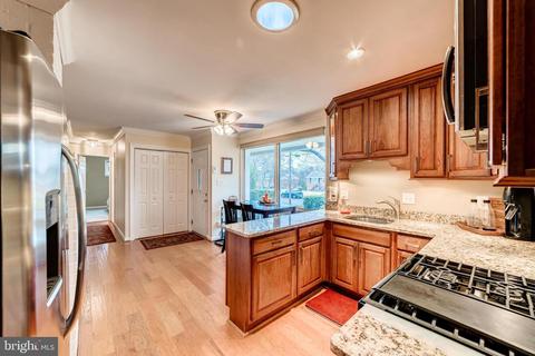 7306 Inzer St, Springfield, VA 22151 photo 12