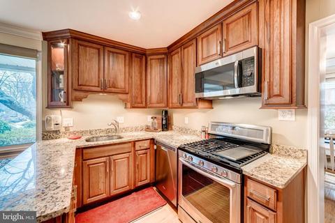 7306 Inzer St, Springfield, VA 22151 photo 14