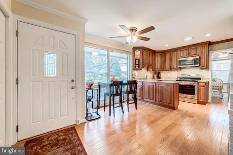 7306 Inzer St, Springfield, VA 22151 photo 7