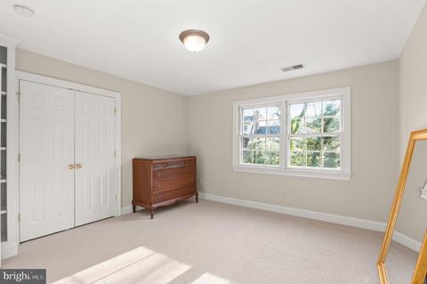 7905 Foxhound Rd, Mclean, VA 22102 photo 29