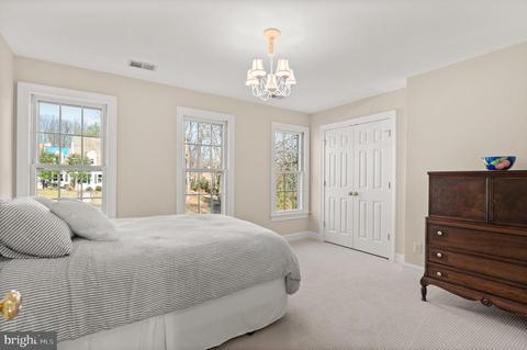 7905 Foxhound Rd, Mclean, VA 22102 photo 27