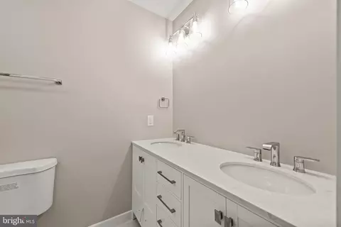 8919 Arley Dr, Springfield, VA 22153 photo 17