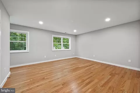 8919 Arley Dr, Springfield, VA 22153 photo 13