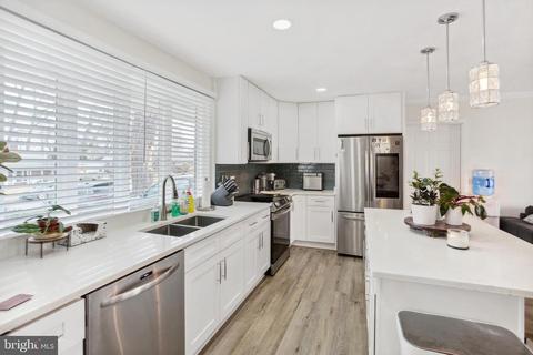 7204 Halifax Pl, Springfield, VA 22150 photo 7