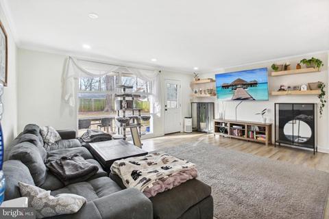 7204 Halifax Pl, Springfield, VA 22150 photo 10