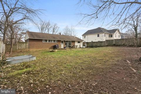 7204 Halifax Pl, Springfield, VA 22150 photo 17