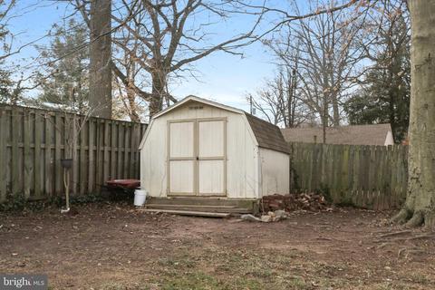 7204 Halifax Pl, Springfield, VA 22150 photo 23
