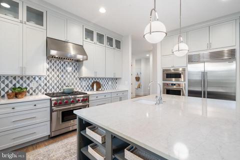 1122 Ormond Ct, Mclean, VA 22101 photo 22