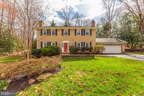 12188 Hickory Knoll Pl, Fairfax, VA 22033