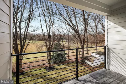 1070 Carper St, Mclean, VA 22101 photo 74