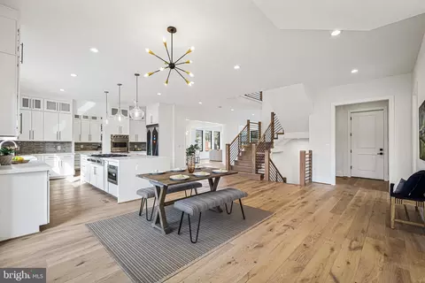 1070 Carper St, Mclean, VA 22101 photo 21