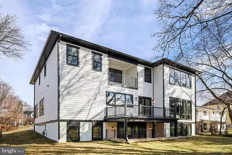 1070 Carper St, Mclean, VA 22101 photo 79