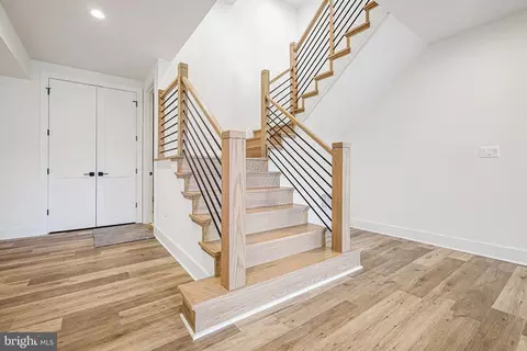 1070 Carper St, Mclean, VA 22101 photo 52
