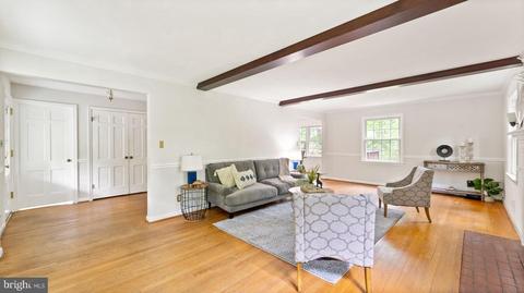8321 Rolling Rd, Springfield, VA 22153 photo 7