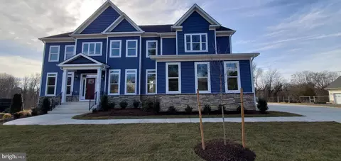 8730 Lukens Ln, Alexandria, VA 22309