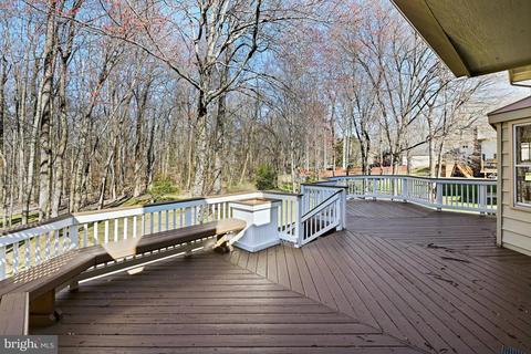 916 Ridge Dr, Mclean, VA 22101 photo 7