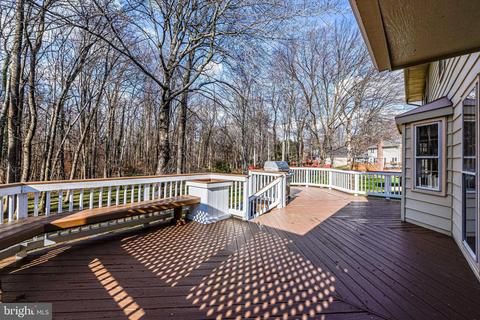 916 Ridge Dr, Mclean, VA 22101 photo 9