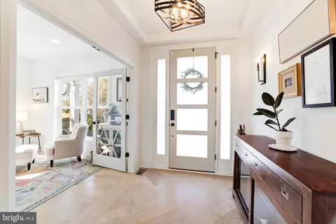 1539 Spring Vale Ave, Mclean, VA 22101 photo 5