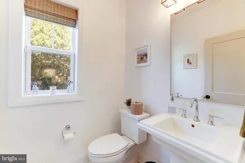 1539 Spring Vale Ave, Mclean, VA 22101 photo 20