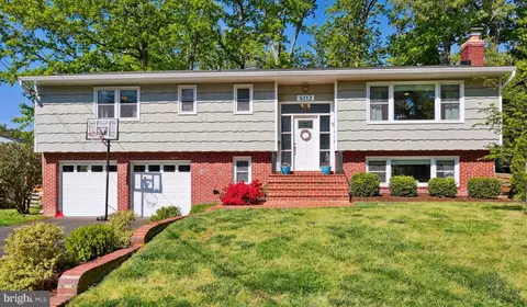 8312 Orange Ct, Alexandria, VA 22309