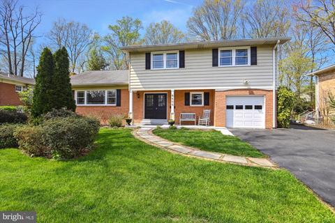 8408 Camden St, Alexandria, VA 22308