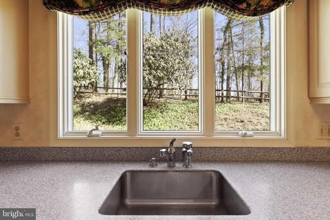 1105 Flor Ln, Mclean, VA 22102 photo 16