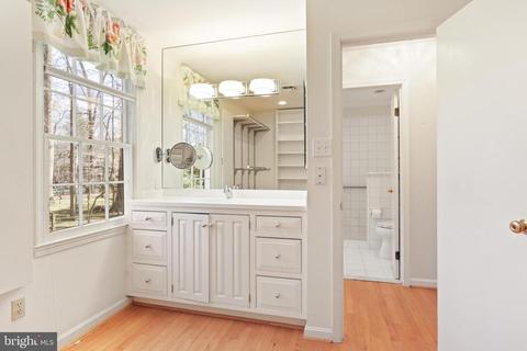 1105 Flor Ln, Mclean, VA 22102 photo 35