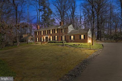 1105 Flor Ln, Mclean, VA 22102 photo 1