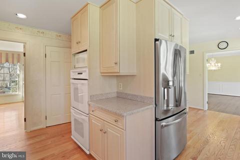1105 Flor Ln, Mclean, VA 22102 photo 17