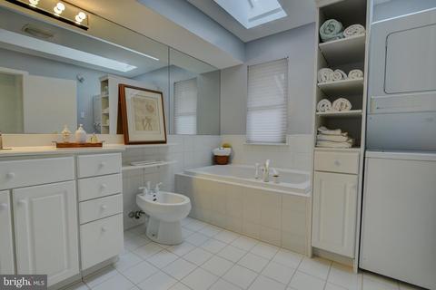11074 Thrush Ridge Rd, Reston, VA 20191 photo 24